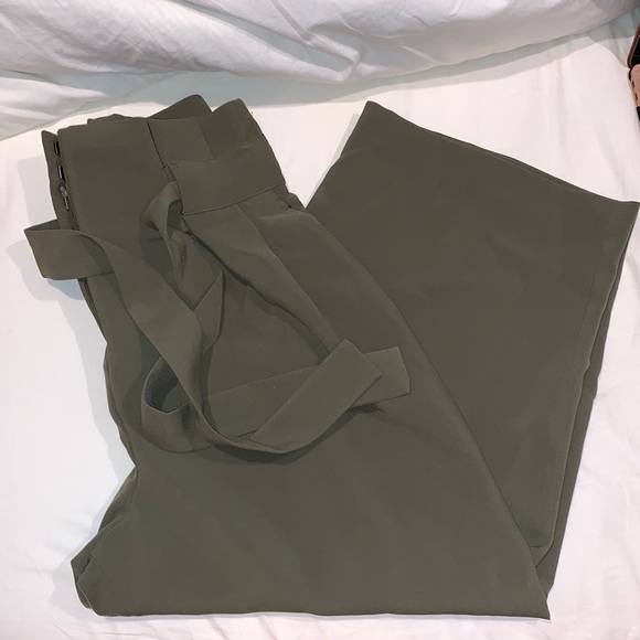 H&M Pants - H&M cropped trousers